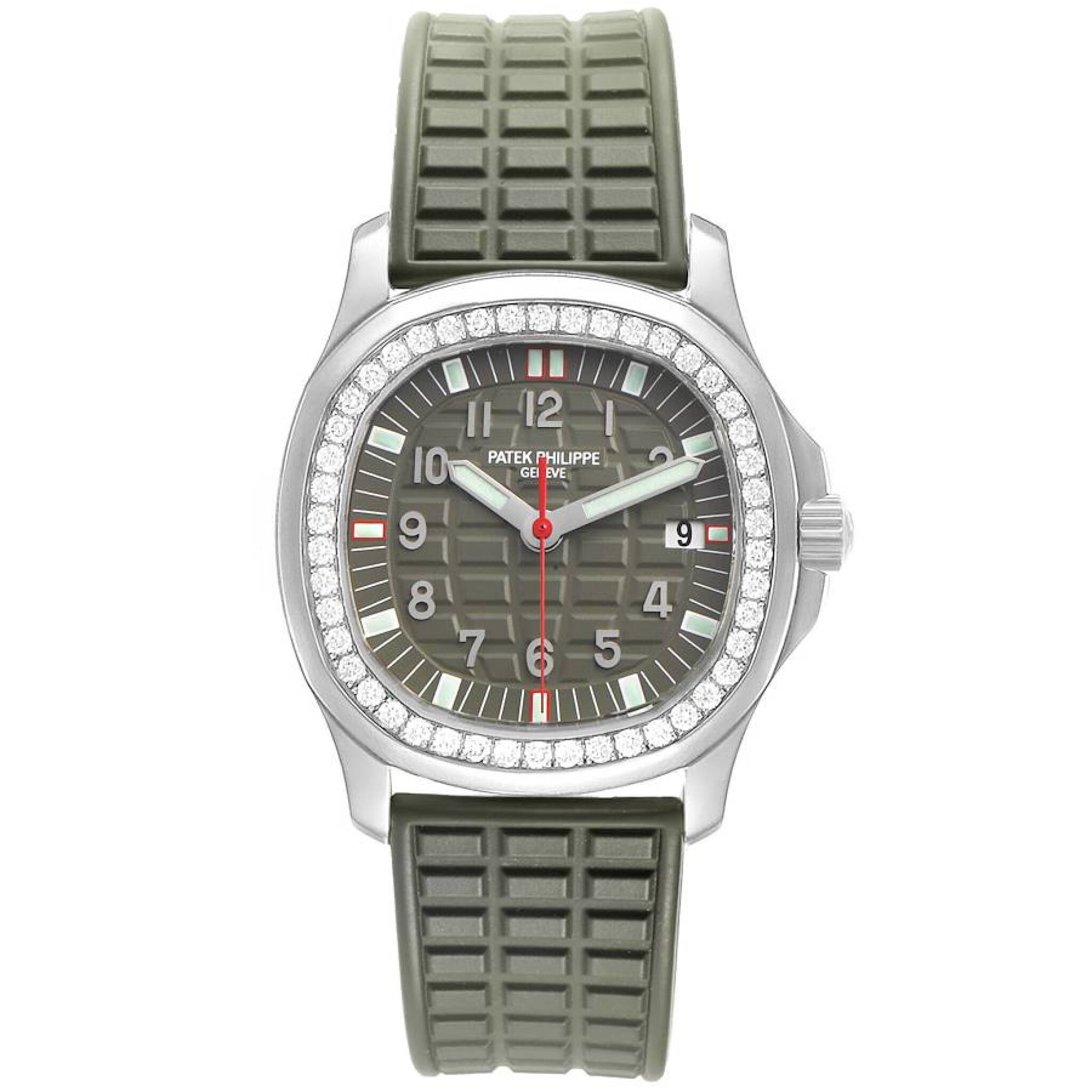 Aquanaut (Reference 5067A-013). A 35.6mm stainless steel diamond-set quartz wristwatch with date.  — view 1