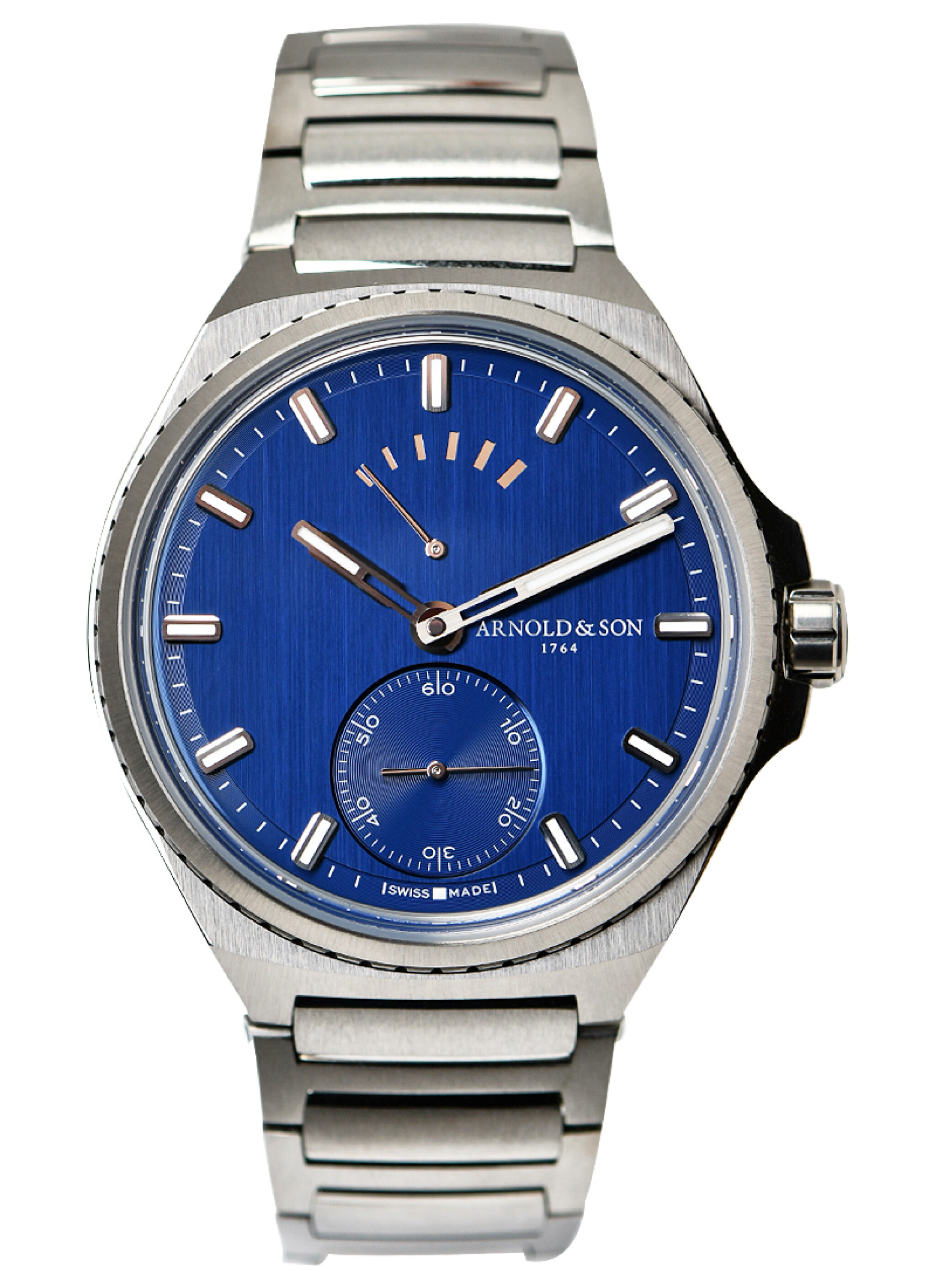 Longitude  (Reference 1LTAT.U01A.N001U). A 42.5mm titanium manual wind wristwatch with power reserve. — view 1