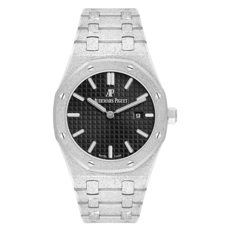 Royal Oak 'Frosted' (Reference 67653BC). A 33mm white gold quartz wristwatch with date.