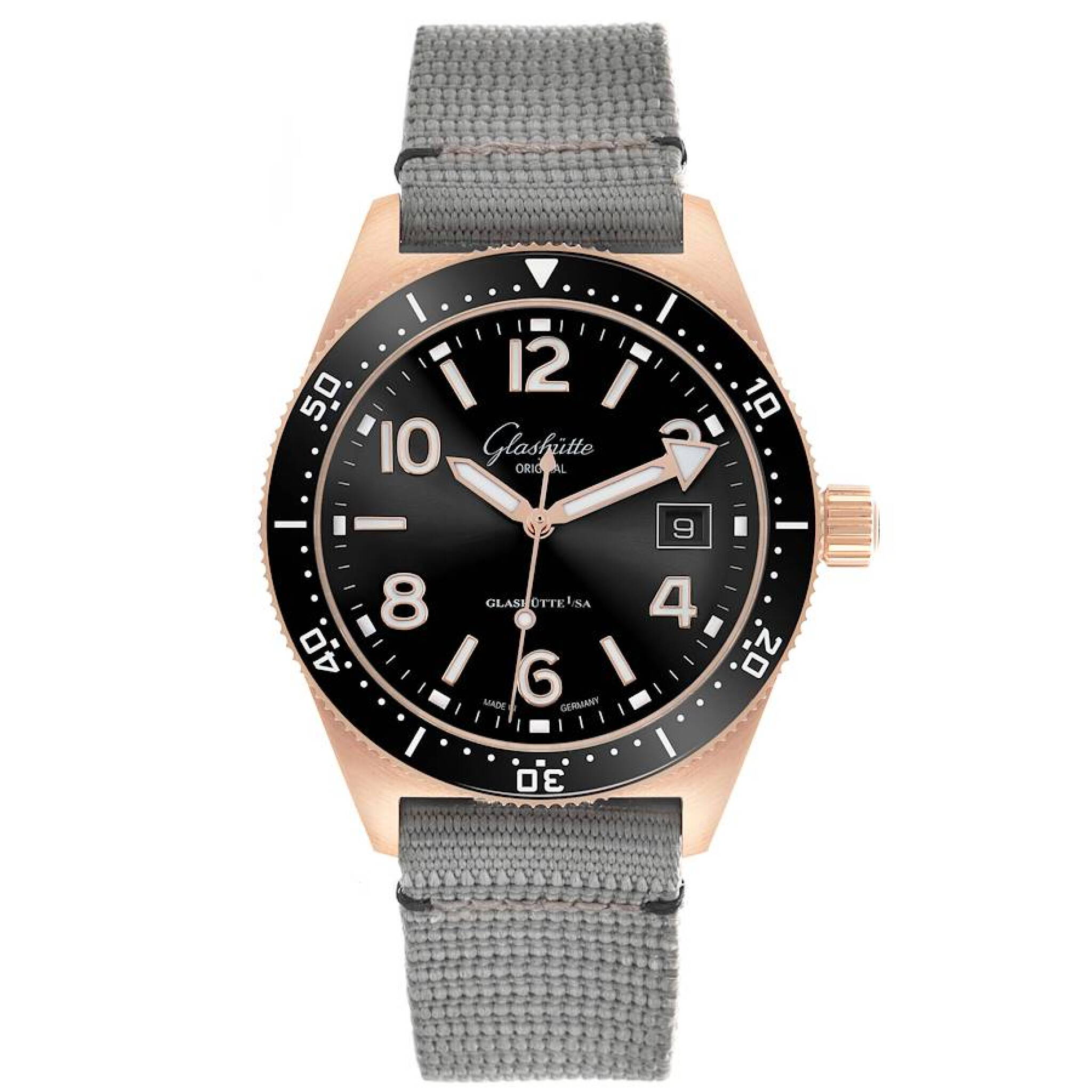 SeaQ (Reference 1-39-11-17-91-34). A 39.5mm rose gold automatic wristwatch with date. 2022 — view 1