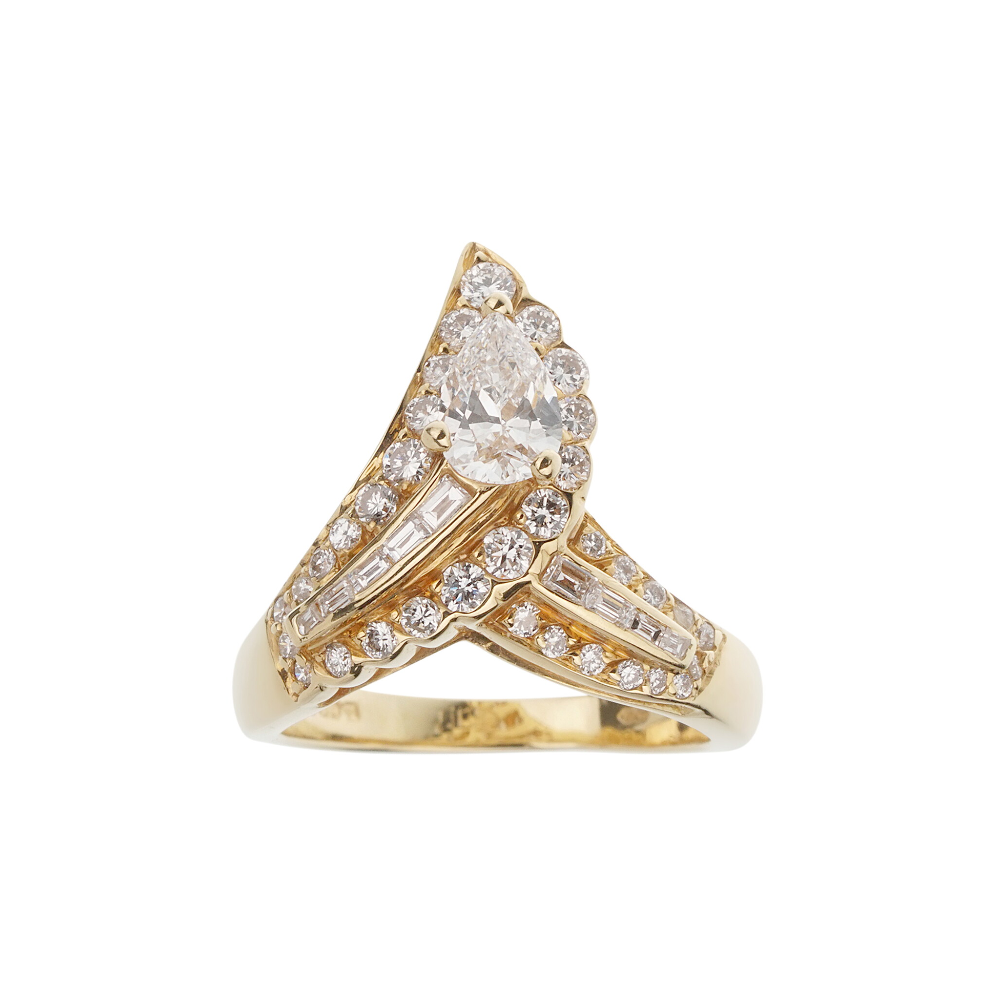 Vintage Gold and Diamond Ring — view 1