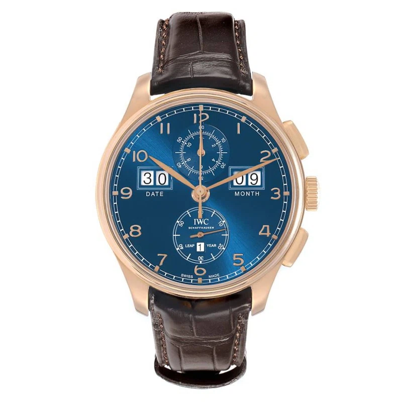 Portugieser (المرجع IW397204). ساعة يد من الذهب الوردي بقطر 45mm، بحركة أوتوماتيكية، مع التاريخ والشهر وكرونوغراف والسنة الكبيسة وتقويم دائم. 2019