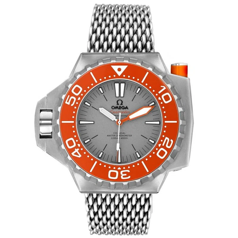 Seamaster PloProf 1200m (المرجع 227.90.55.21.99.002). ساعة يد من التيتانيوم بقطر 48mm، بحركة أوتوماتيكية.