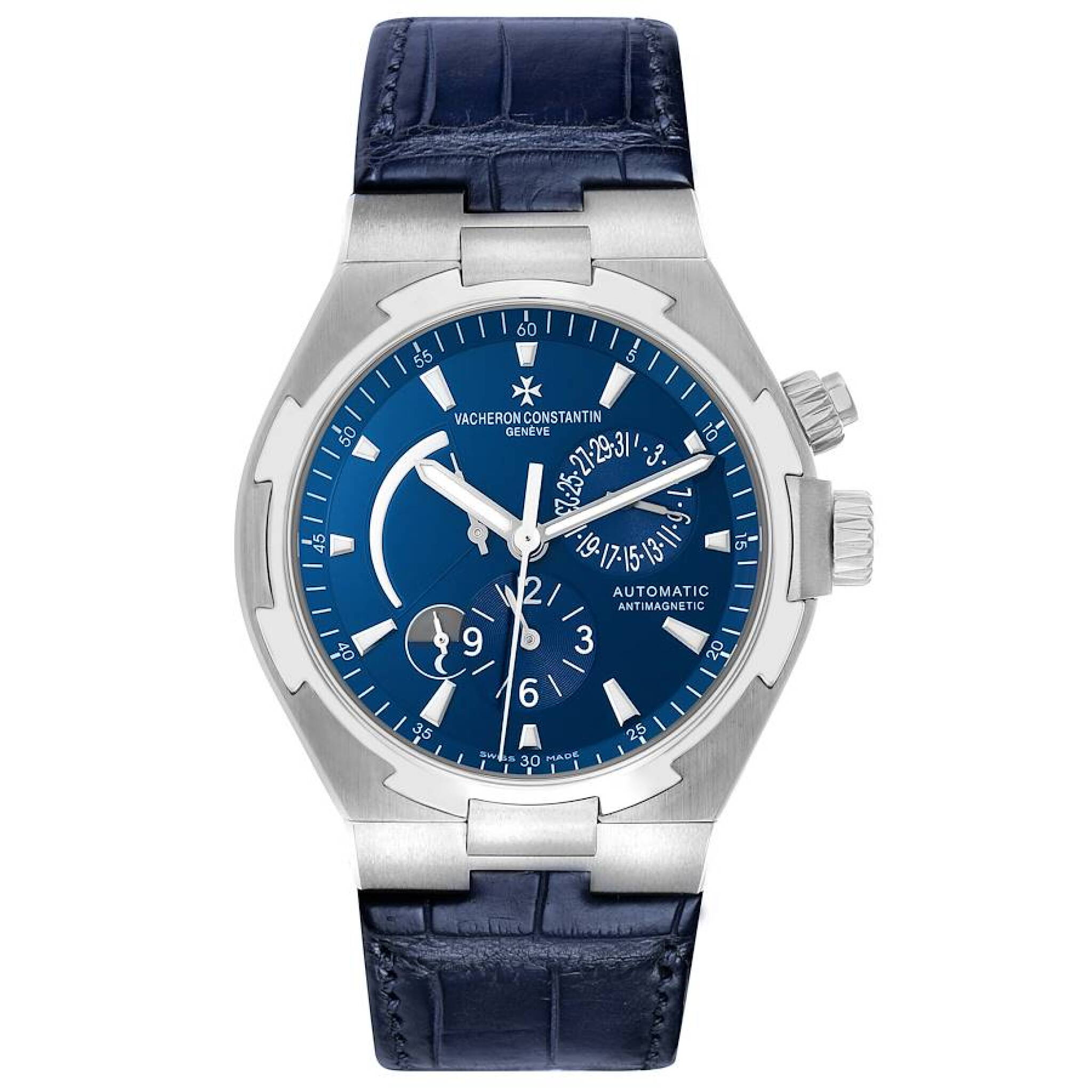 Overseas (Reference 47450/000A-9039). A 42.5mm stainless steel automatic wristwatch with date, dual time, power reserve, and day/night indicator. 2015 — view 1