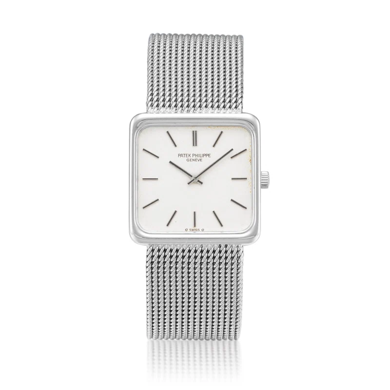Calatrava (Reference 4222). A white gold mechanical bracelet watch. Circa 1970