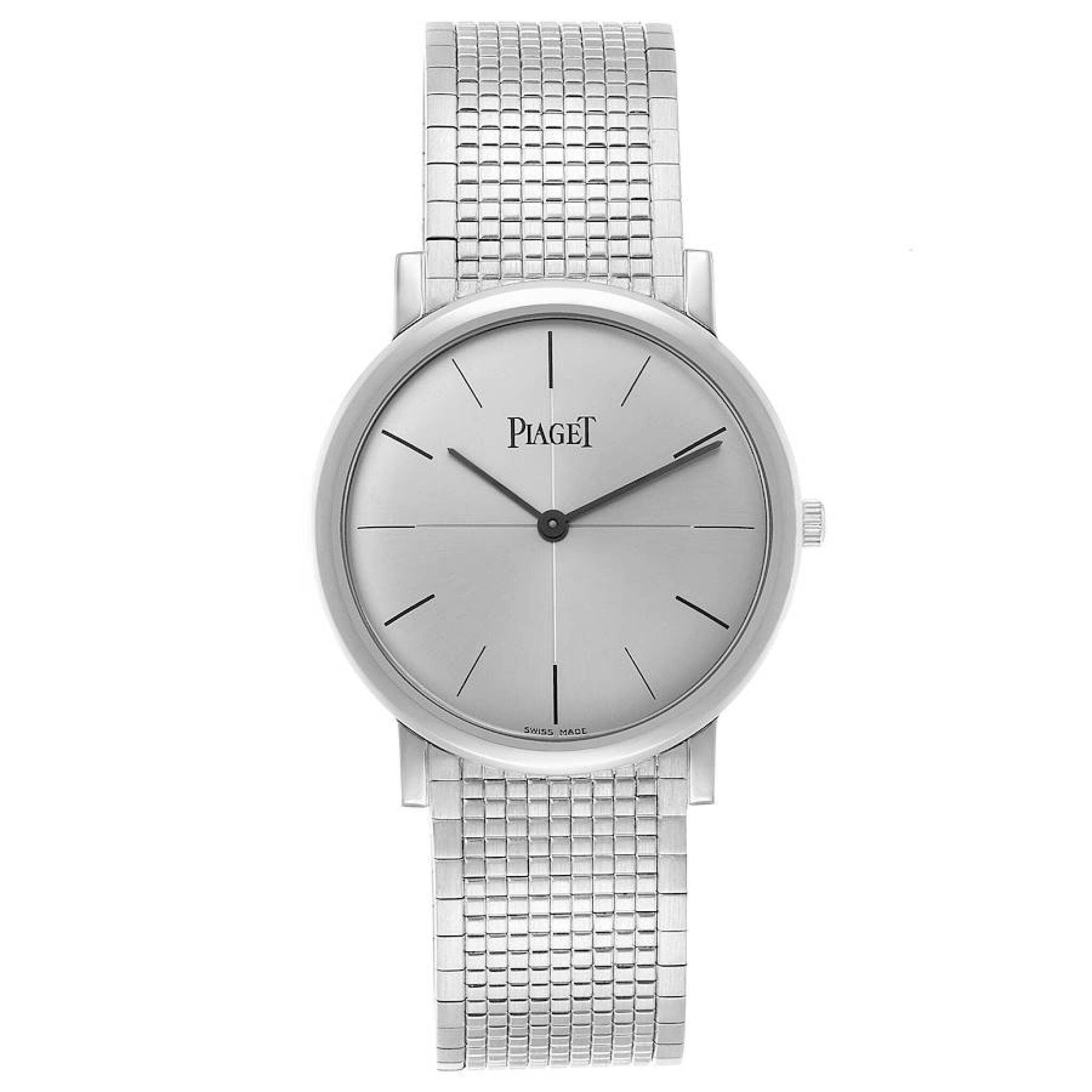 Altiplano (Reference P10178). A 34mm white gold manual wind wristwatch. — view 1