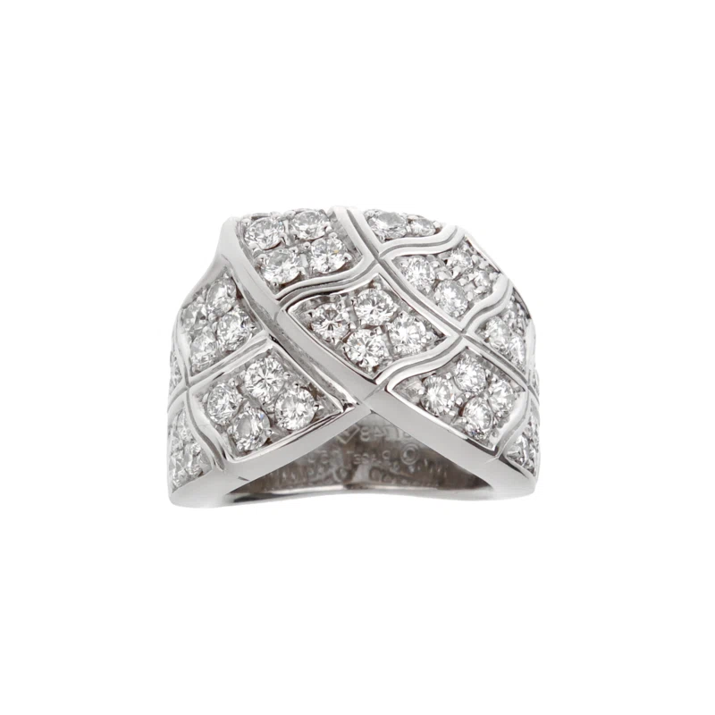 White Gold and Diamond Ring 