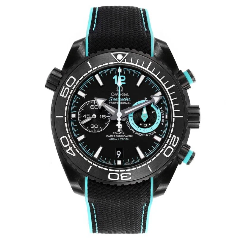 Seamaster Planet Ocean (المرجع 215.92.46.51.01.003). ساعة يد من black ceramic بقطر 45.5mm، بحركة أوتوماتيكية، مع التاريخ وكرونوغراف.