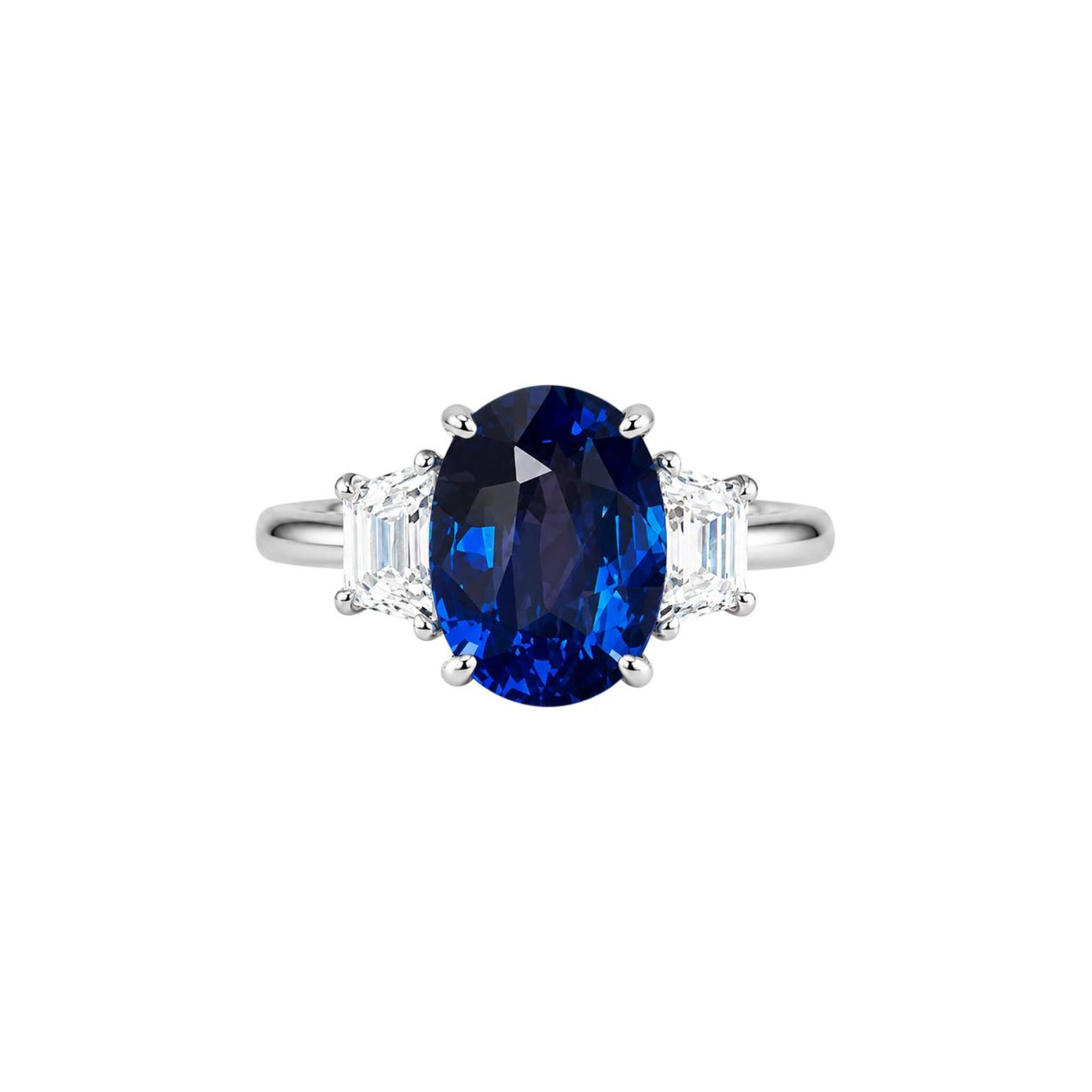 Platinum, 5.20ct Ceylon Sapphire and Diamond Ring — view 1