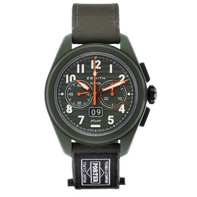 Zenith Pilot Big Date Flyback Porter (المرجع 49.4001.3652). ساعة يد غير مستخدمة من green ceramic بقطر 42mm، بحركة أوتوماتيكية، مع التاريخ وflyback chronograph. 2024